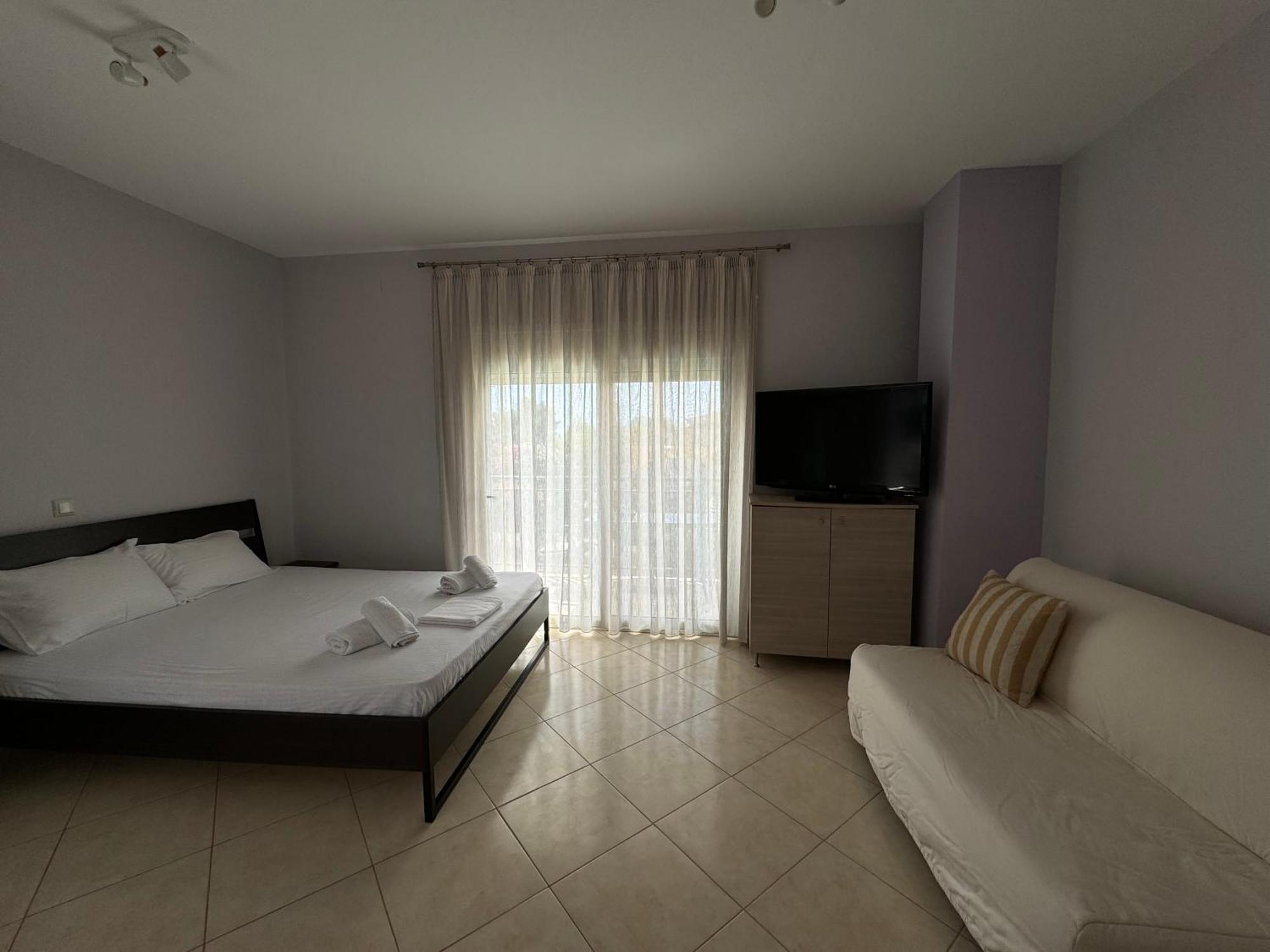 Nikludin Suites & Studios Laganas Exterior foto