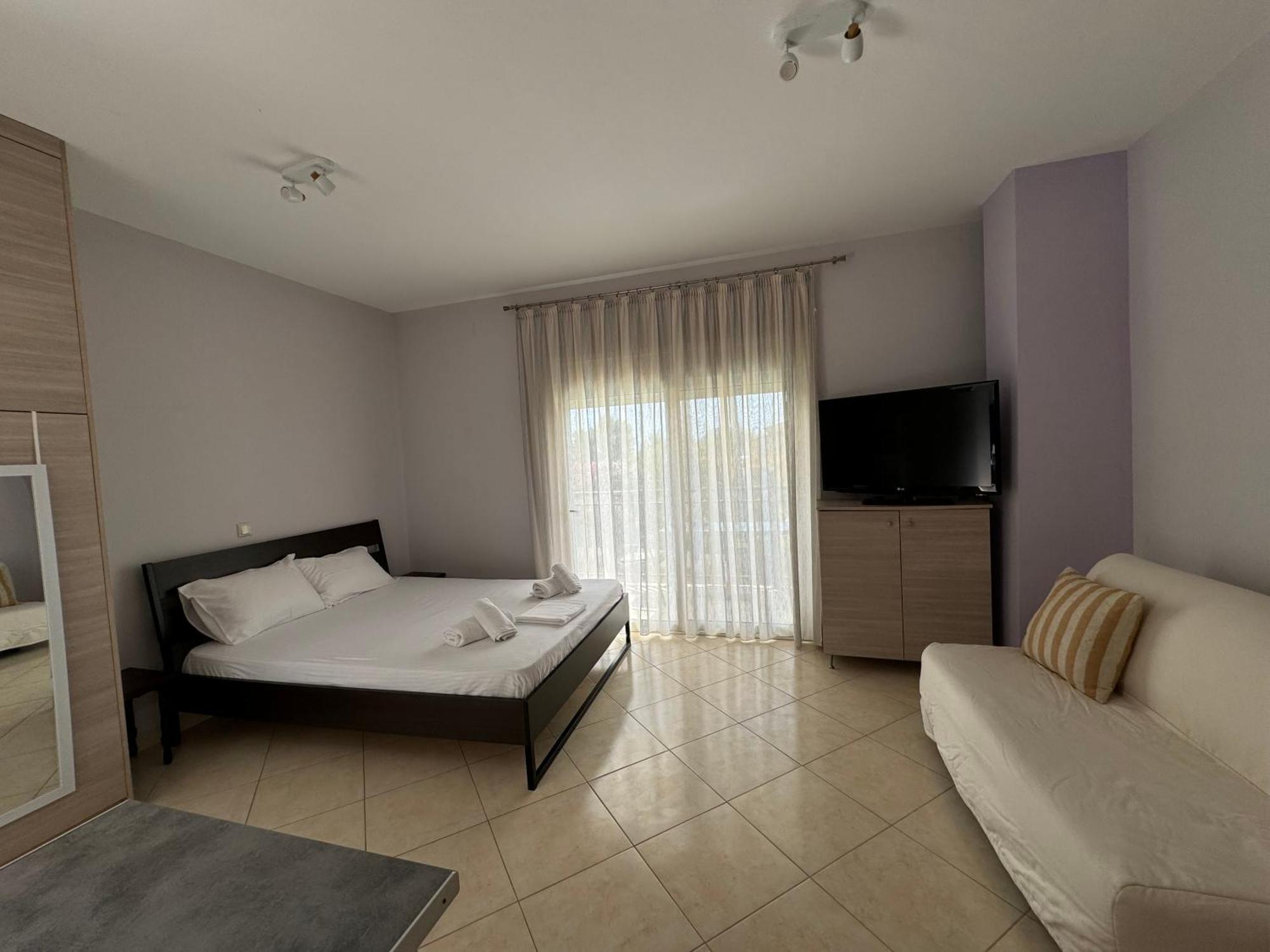 Nikludin Suites & Studios Laganas Exterior foto
